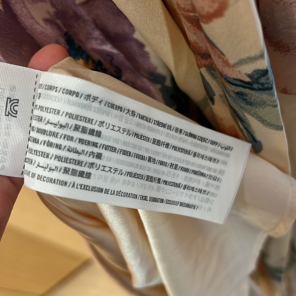 Abercrombie Fitch A&F Satin Giselle Pleated Cutout Maxi Midi Dress cream floral - Picture 12 of 13